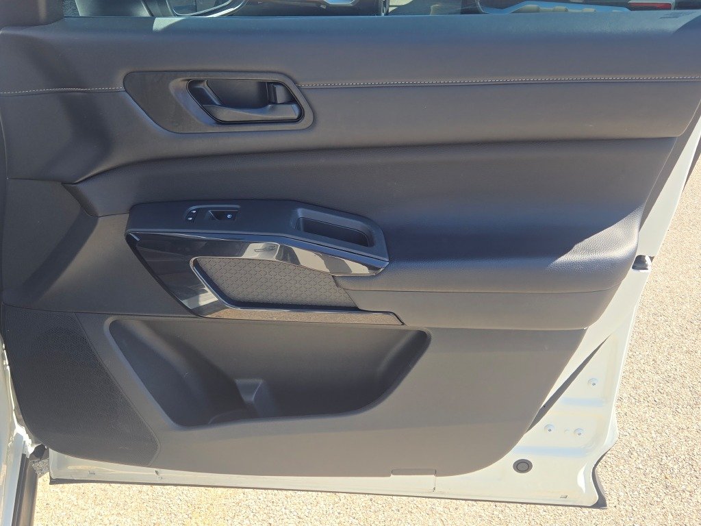Certified Used 2023 White Nissan SV image 7