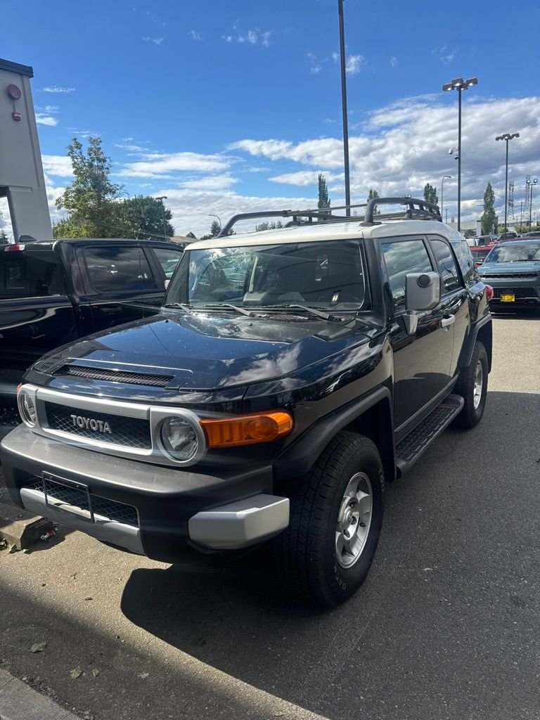 Used 2010  Toyota Base image 1