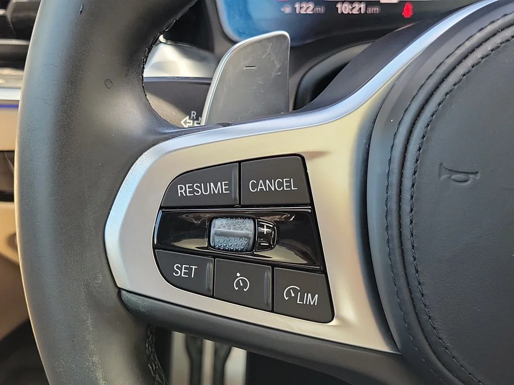 Used 2021 White BMW M440i xDrive image 29