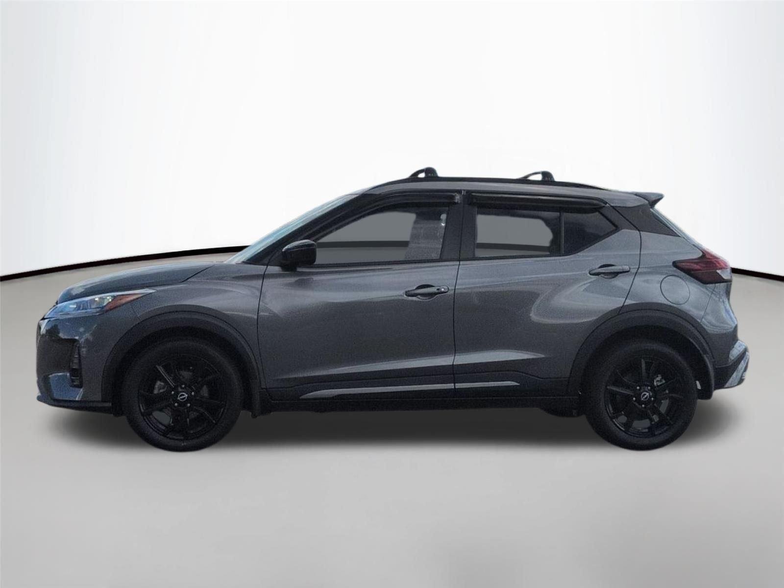 Used 2024 Gun Metallic Nissan SR image 2