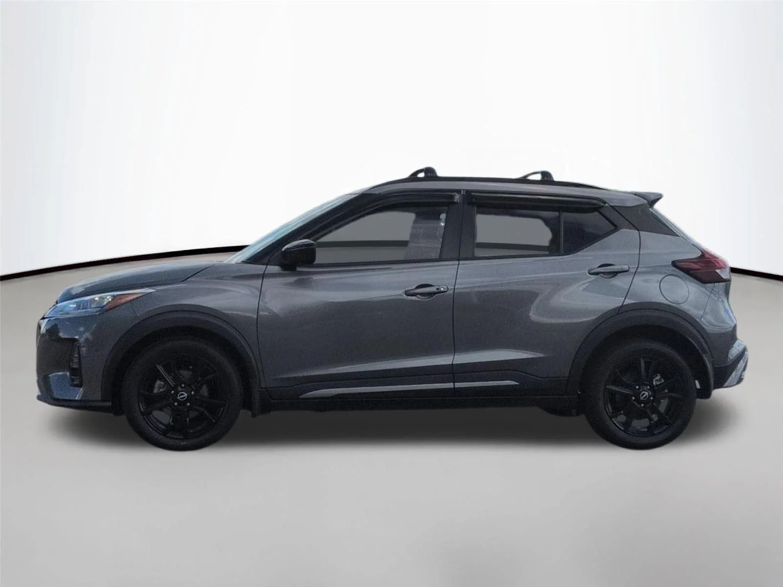 Used 2024 Gun Metallic Nissan SR image 2