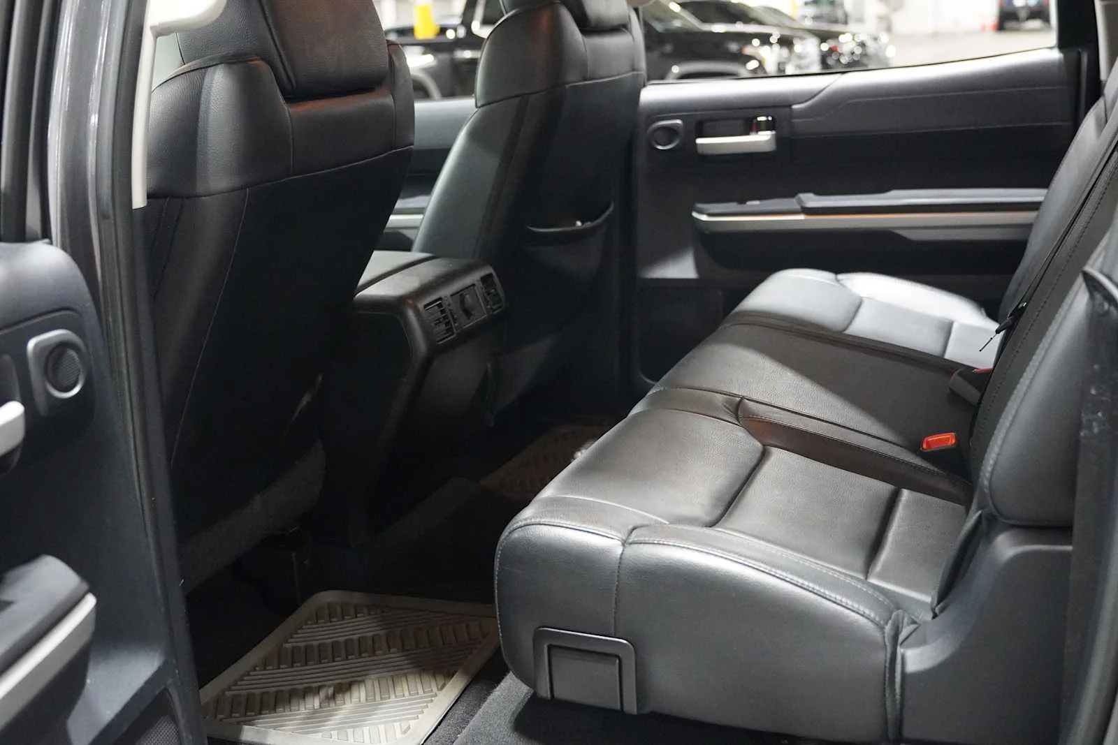 Used 2014 Magnetic Gray Metallic Toyota LTD image 21