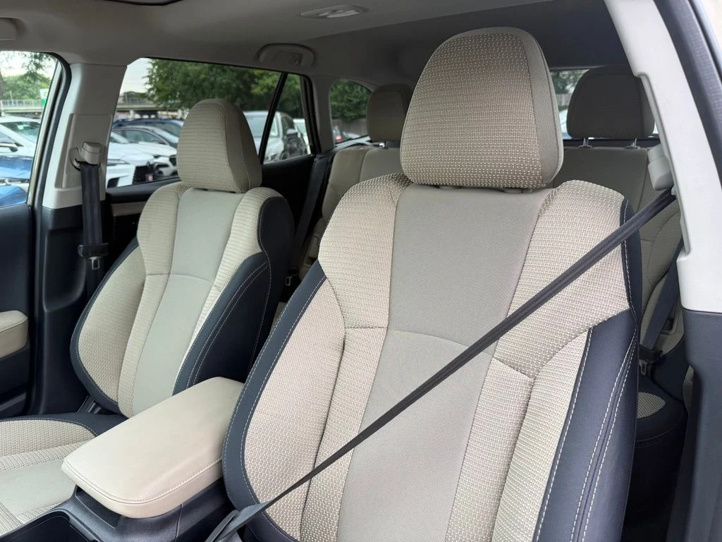 Used 2025 Autumn Green Metallic Subaru Premium image 22