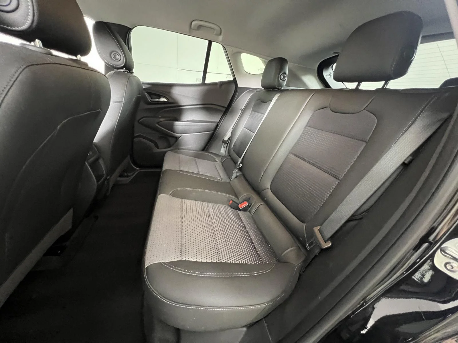 Used 2025 Mosaic Black Metallic Chevrolet LT image 19