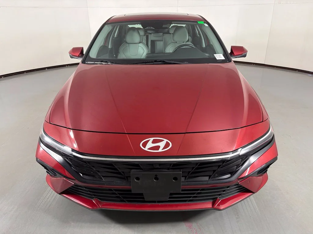 Used 2024 Red Hyundai Limited image 3