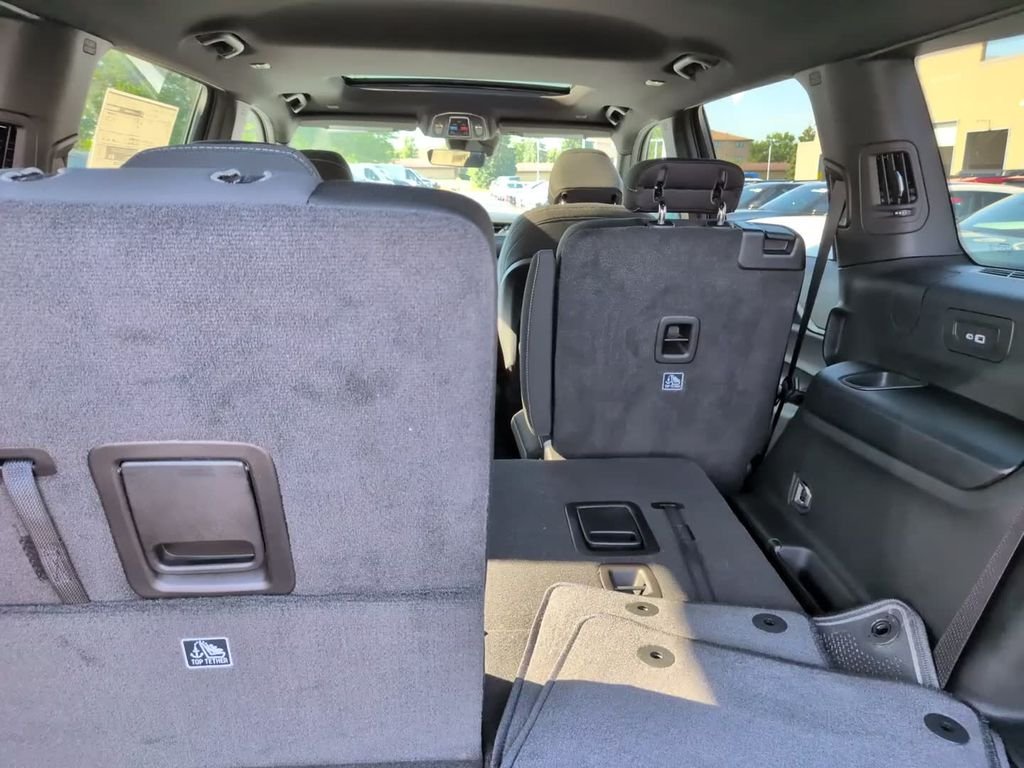 New 2026 Bright White Clearcoat Jeep Laredo X image 8