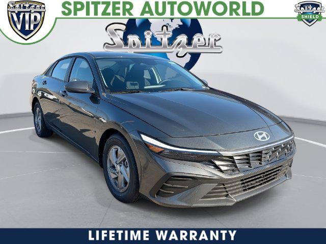 New 2026 Gray Hyundai SE image 1