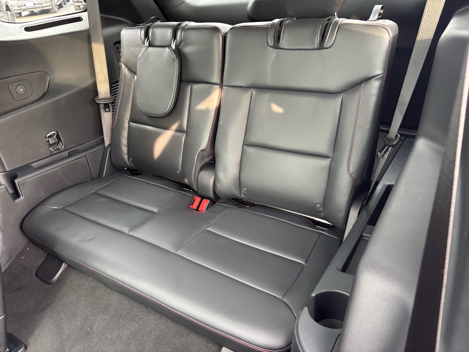 Used 2025 Agate Black Ford ST-Line image 22