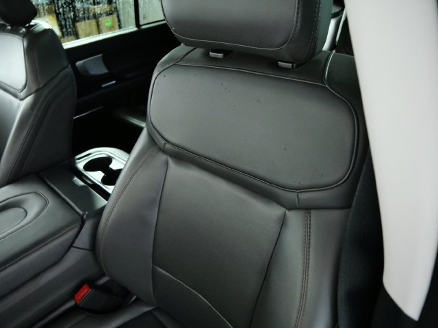 Used 2025 Gray Ford Active image 18