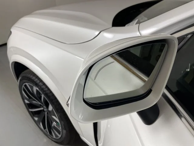 2026 Volvo XC90 Plus - Photo 13