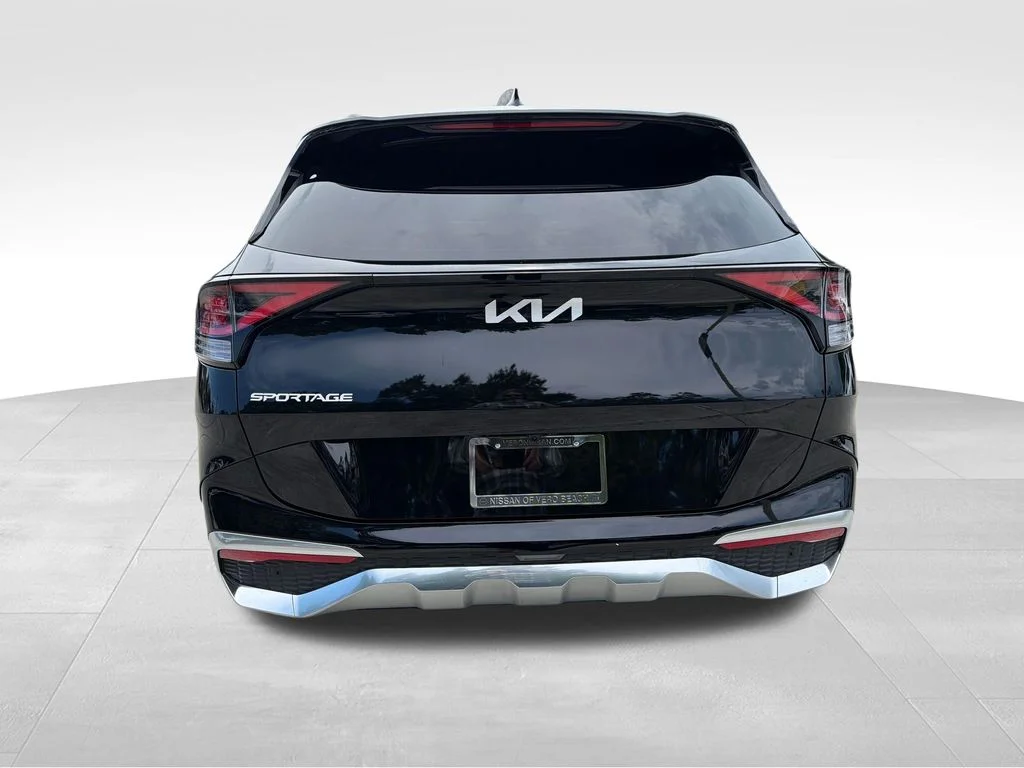 2023 Kia Sportage SX - Photo 6