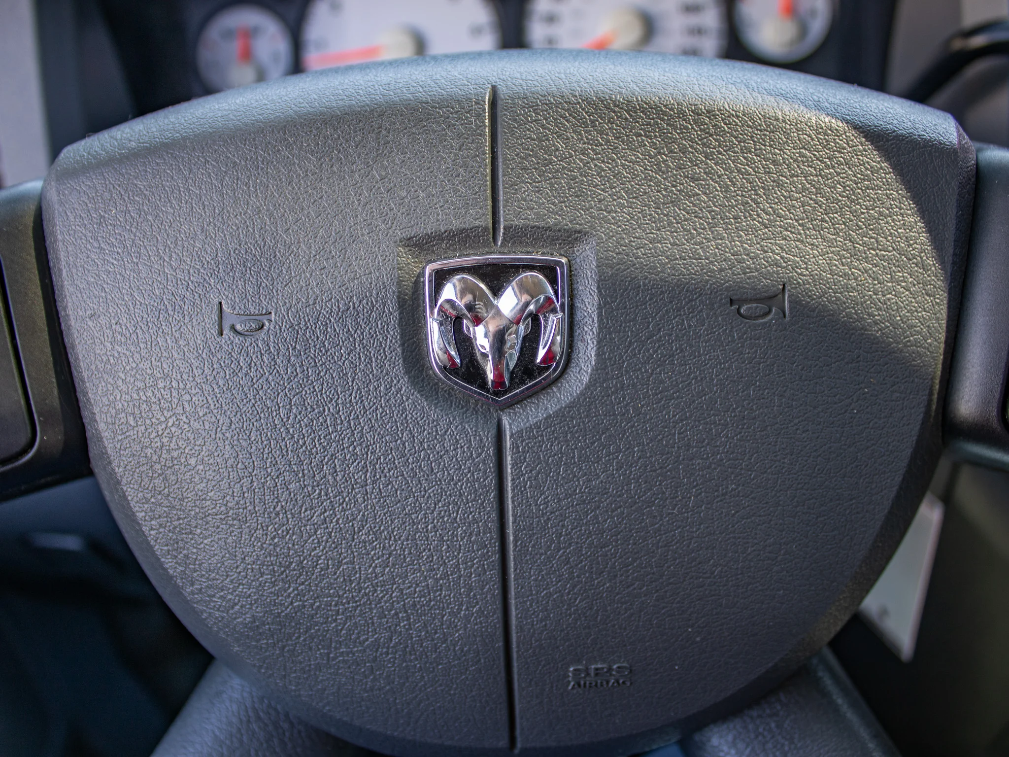 Used 2007  Dodge SLT image 33