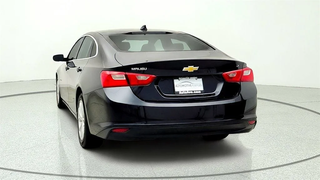 Used 2023 Not Specified Chevrolet 4dr Sedan 1LT image 6