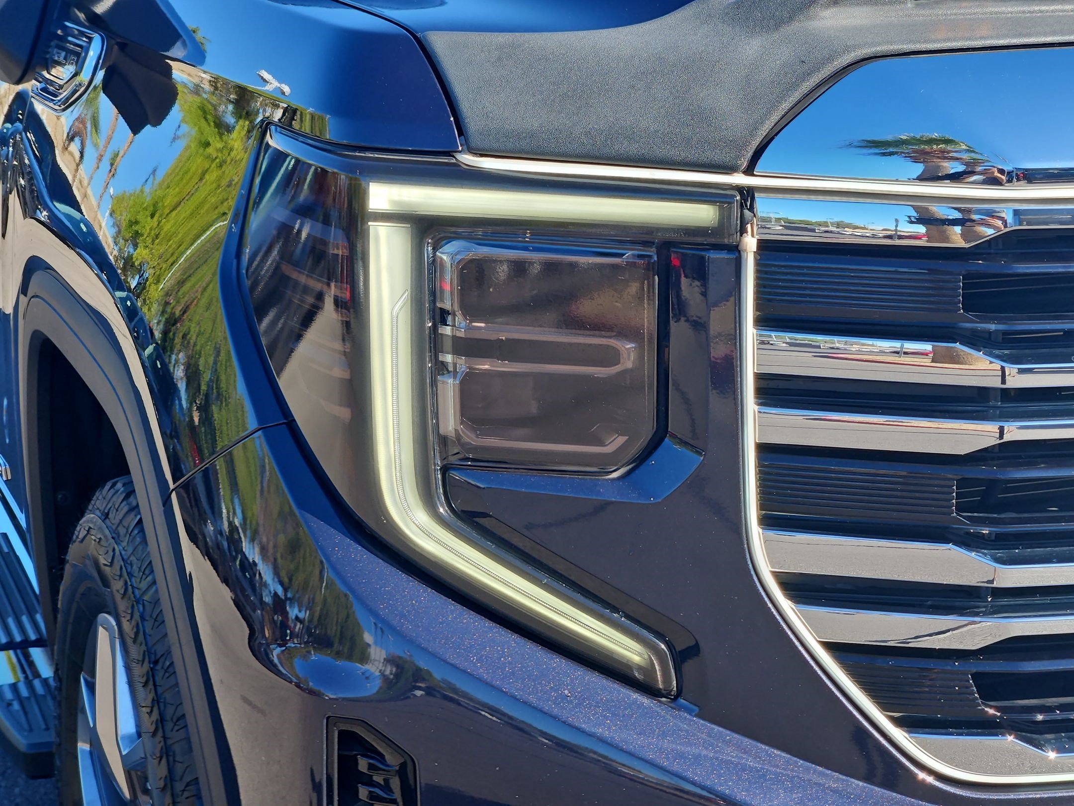 Certified Used 2023 TITANIUM RUSH METALLIC GMC SLT image 10