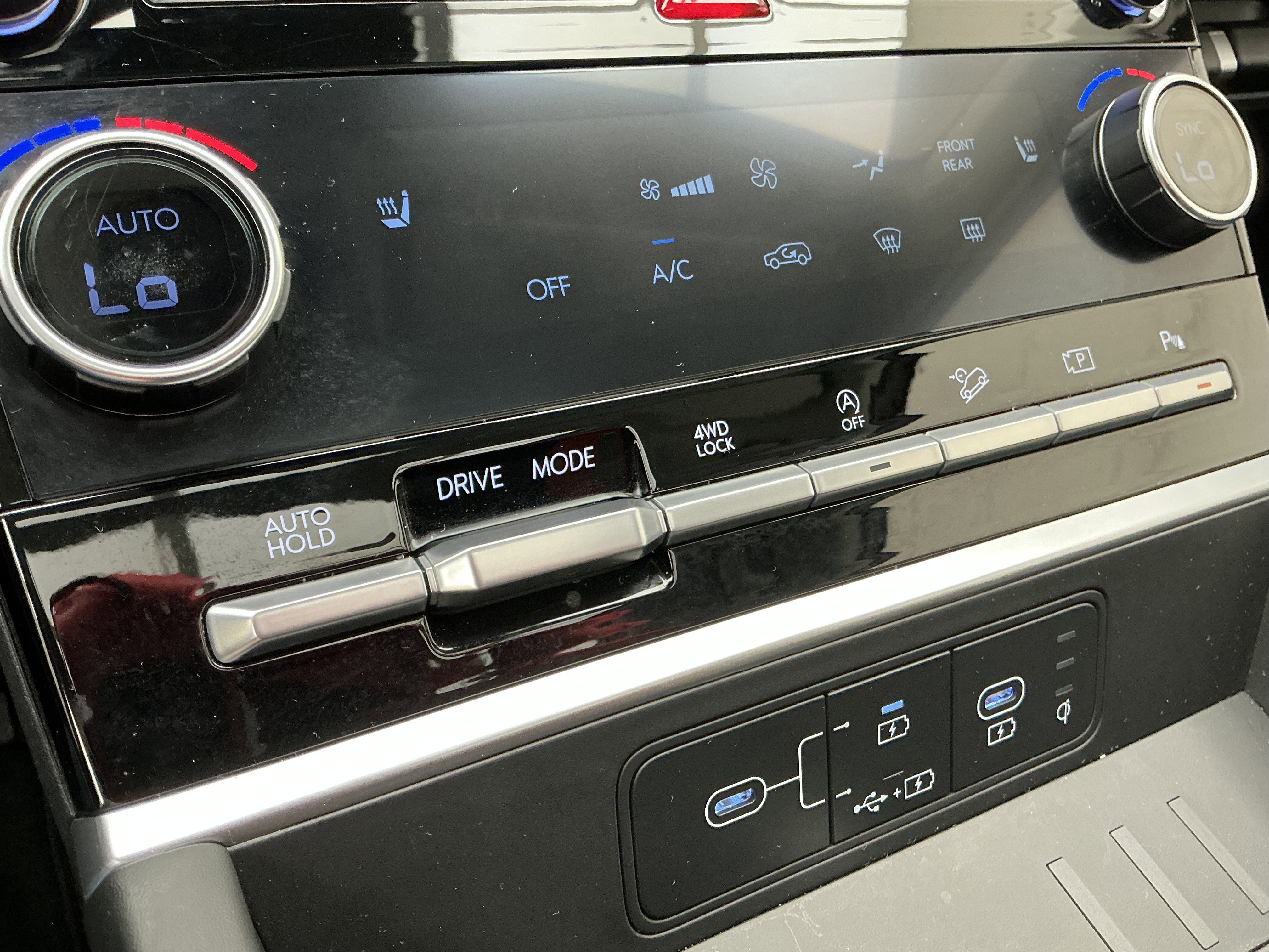 2025 Hyundai Santa Fe XRT - Photo 12