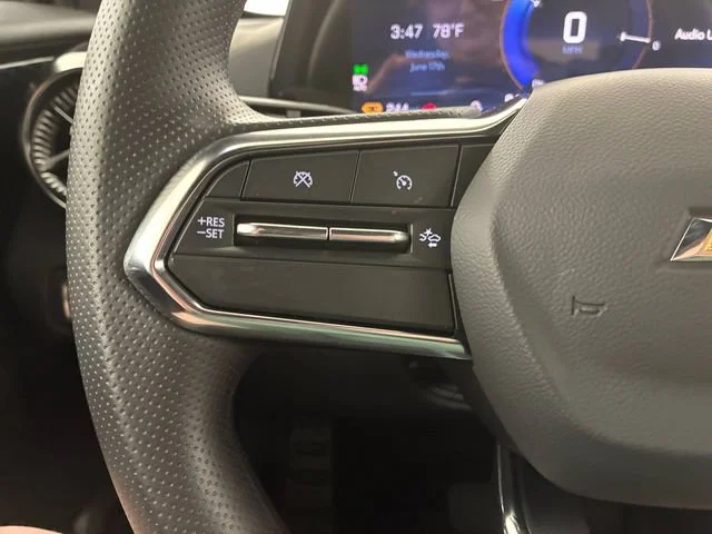 Certified Used 2025 Summit White Chevrolet LT image 23