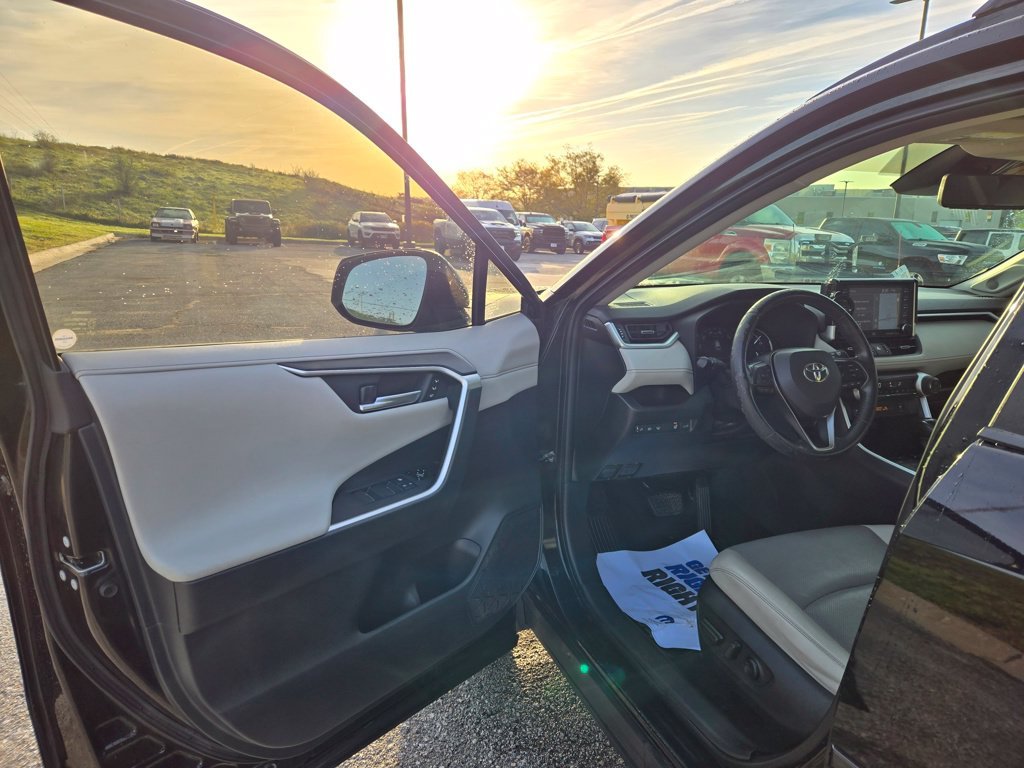 Used 2019 Black Toyota Limited image 12