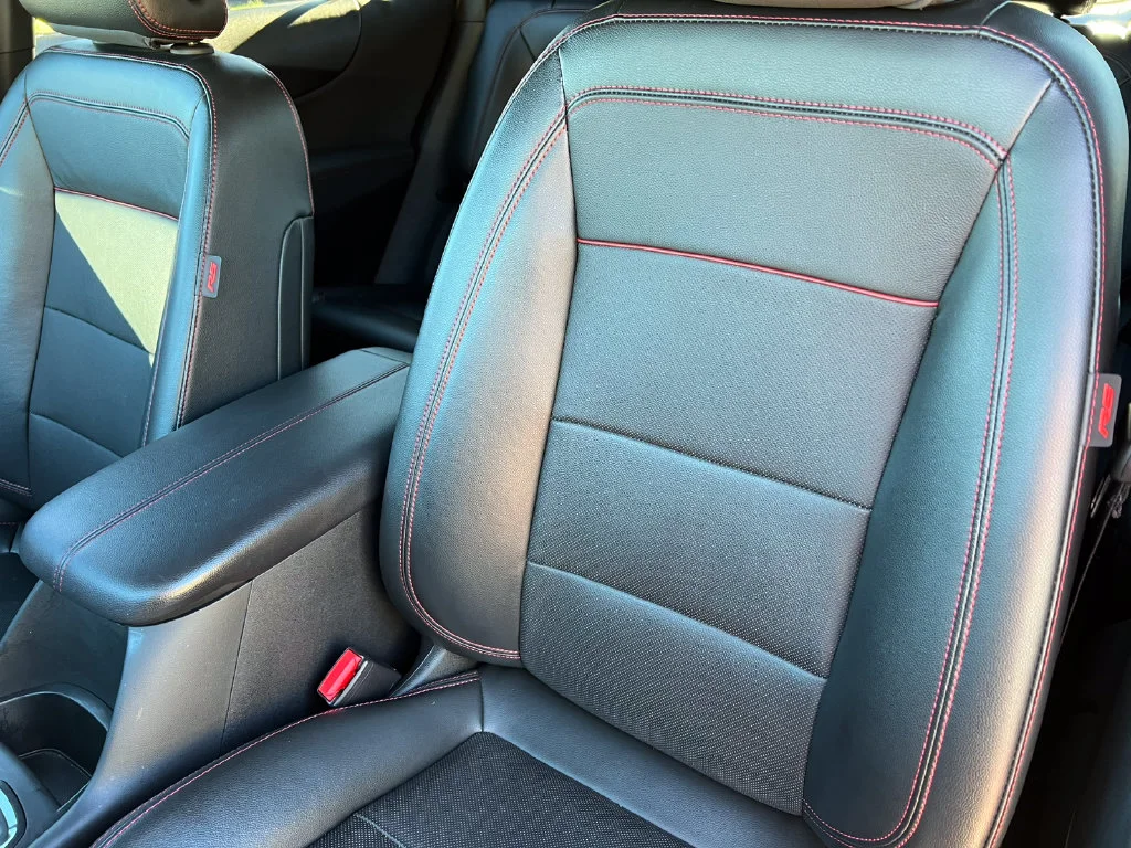 Used 2023 Red Chevrolet RS image 16