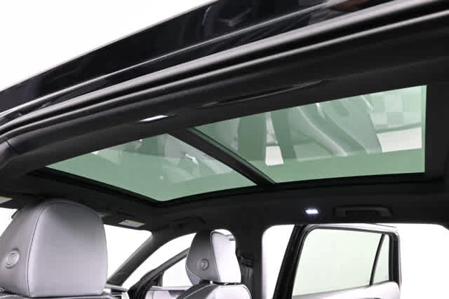 New 2026 Deep Black Pearl Volkswagen SE R-Line Black image 5