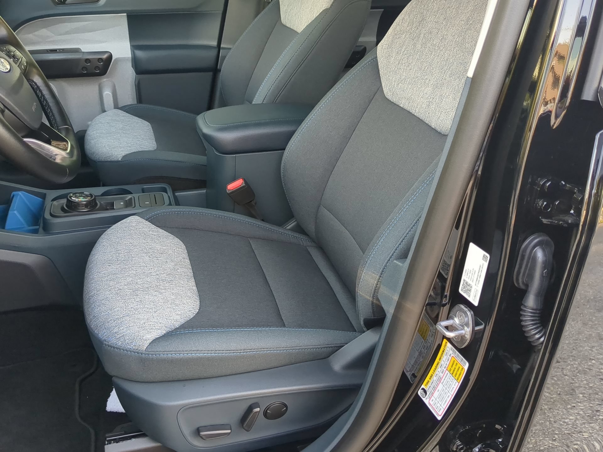 New 2026 Shadow Black Ford XLT image 54