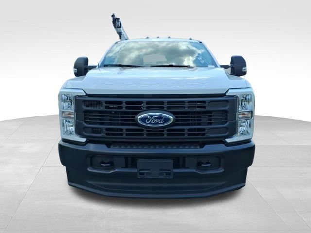 New 2026 Oxford White Ford XL image 24