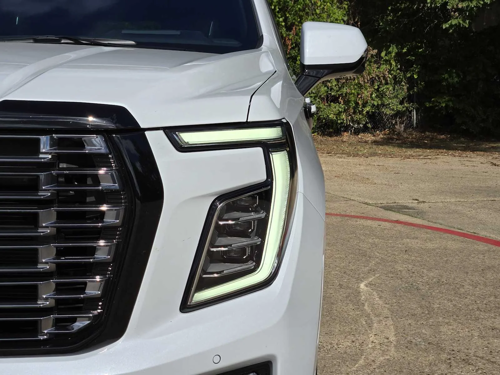 New 2027 Glacier White Tricoat GMC Denali Ultimate image 5