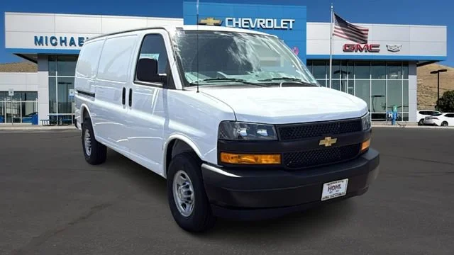 2026 Chevrolet Express 2500 Work Van HD's photo