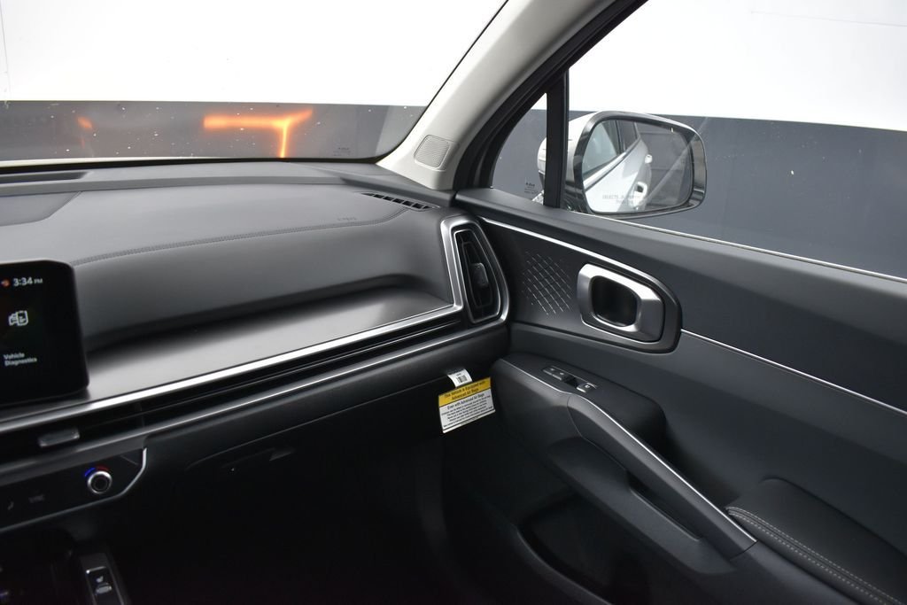 New 2026 Ivory Silver Kia S image 13