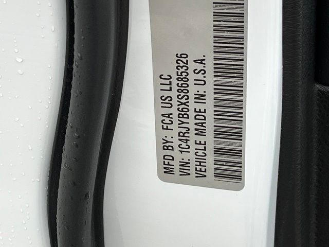 Used 2025 White Jeep Anniversary Edition 4xe image 27