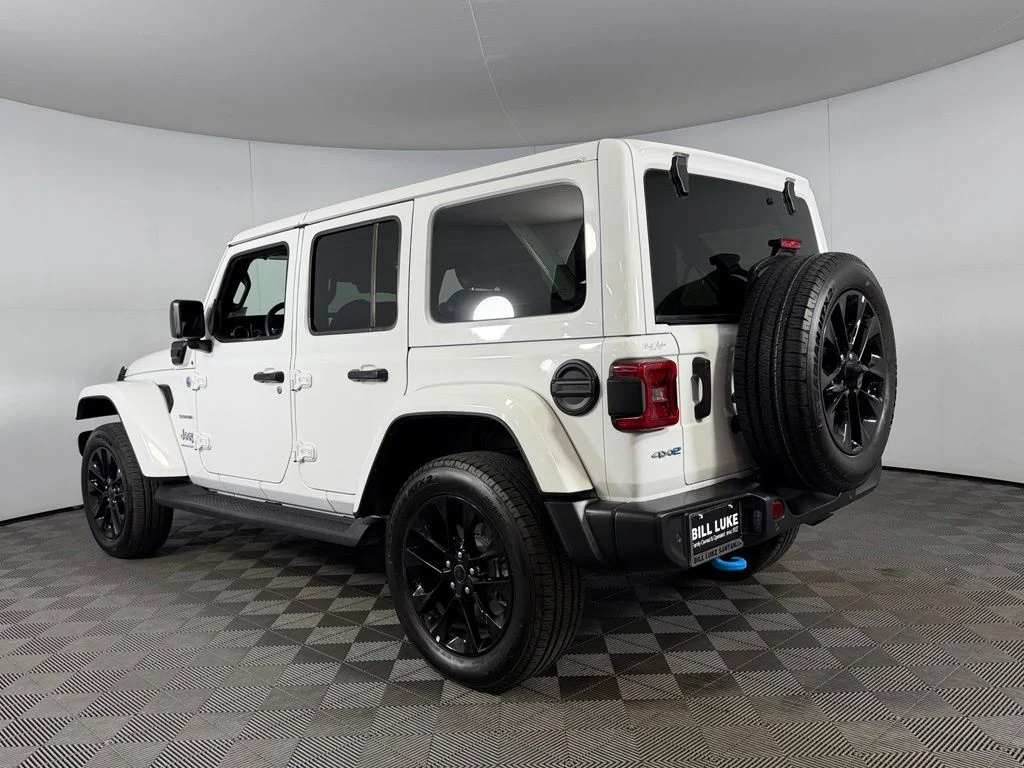 Used 2024 White Jeep Sahara 4xe image 9