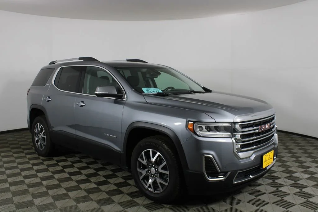Used 2021 SATIN STEEL METALLIC GMC SLE image 1