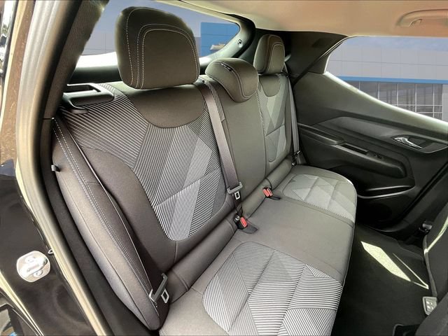 2027 Chevrolet Bolt LT - Photo 11
