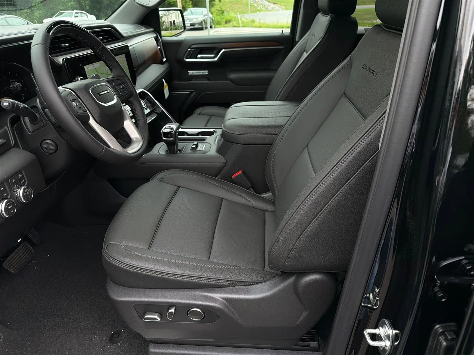 2026 GMC Sierra 1500 Denali - Photo 16