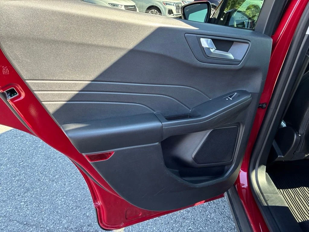 Used 2022 Red Ford SEL image 68
