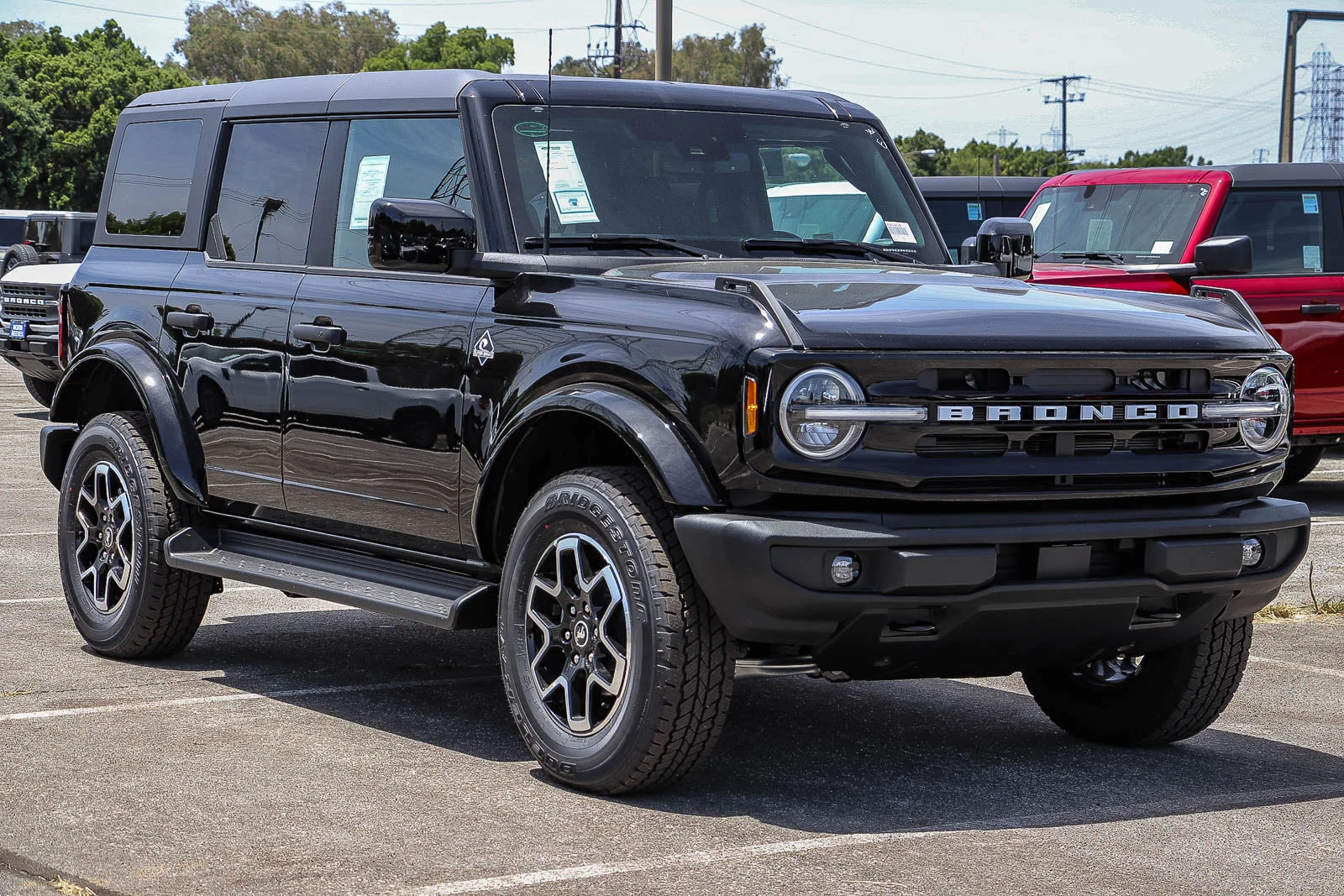 New 2026 Shadow Black Ford Outer Banks image 3