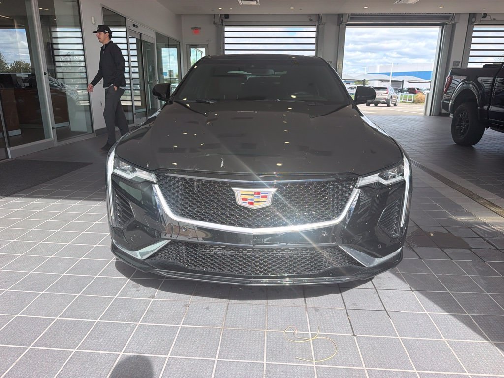 Used 2024 Black Cadillac Sport image 5