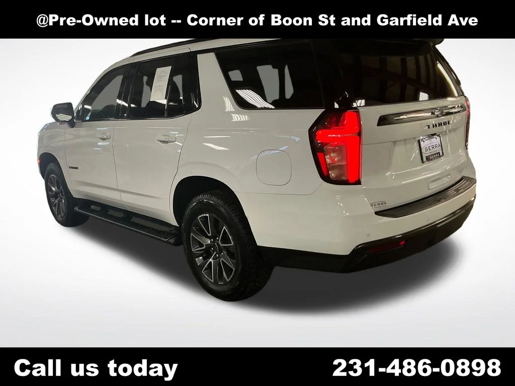 Used 2021 White Chevrolet Z71 image 3