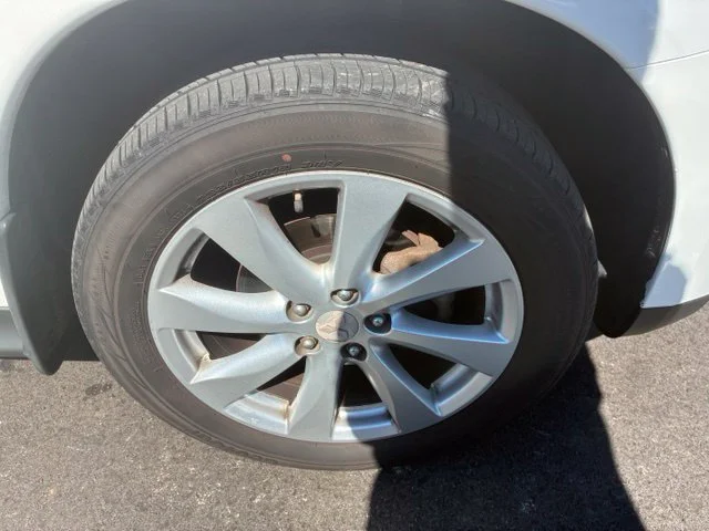 Used 2015 White Mitsubishi ES image 8