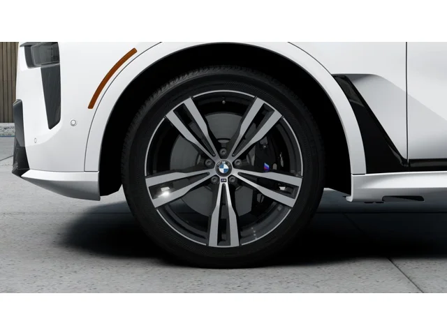 New 2027 Mineral White Metallic BMW M60i image 7