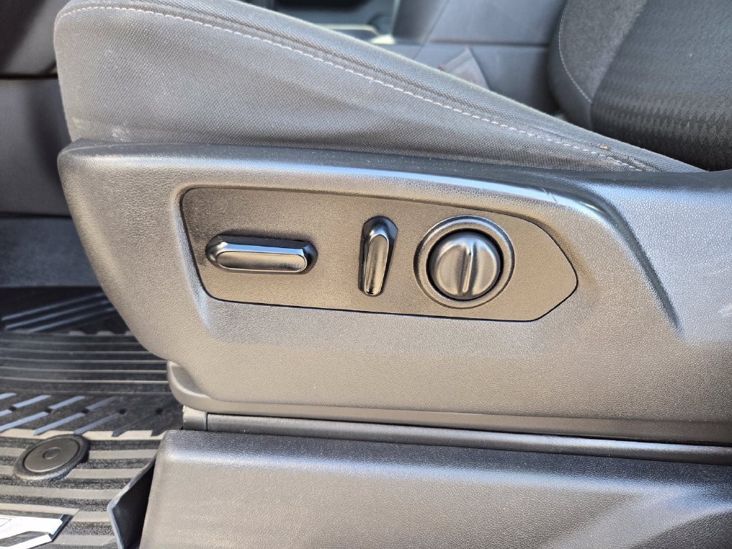 Used 2020 Blue Chevrolet RST image 12