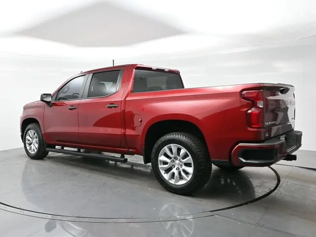 Used 2021 CHERRY RED TINTCOAT Chevrolet Custom image 5
