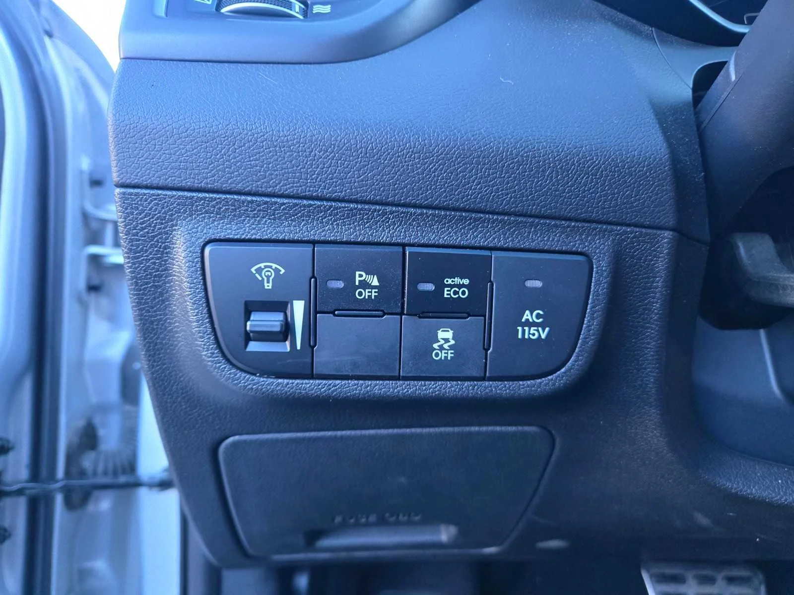 Used 2016  Hyundai Turbo image 21