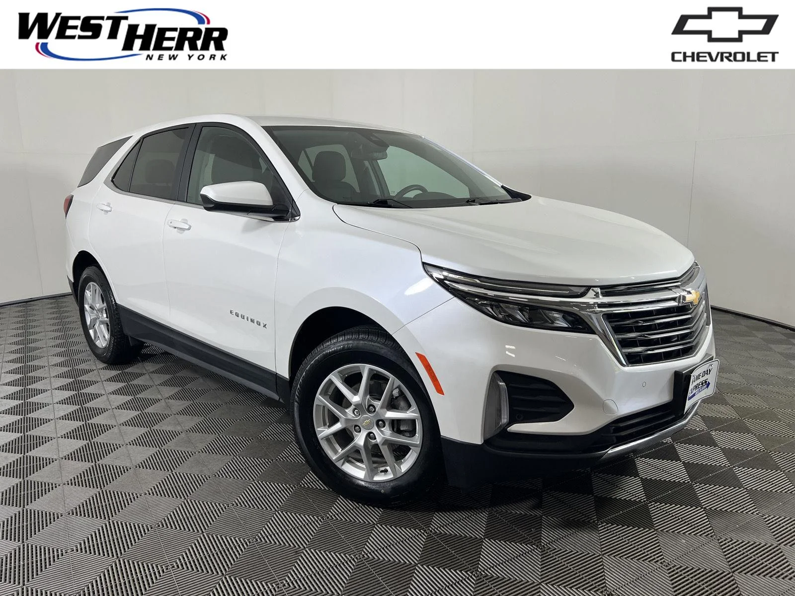 Used 2024 Iridescent Pearl Tricoat Chevrolet LT image 1