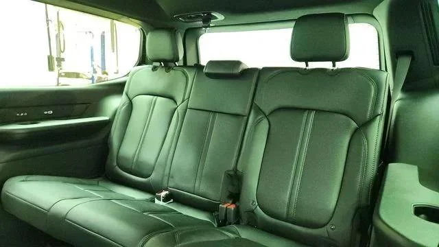 New 2026 High Gloss Black Exterior Paint Jeep Grand Wagoneer image 20