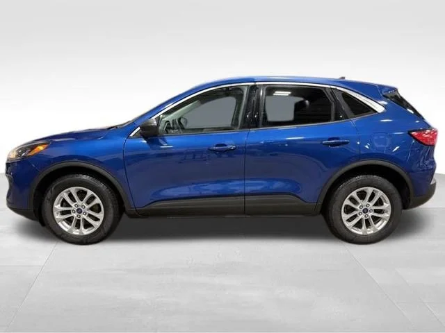 Used 2022 Ford Escape SE with VIN 1FMCU9G65NUB24325 for sale in Medford, WI