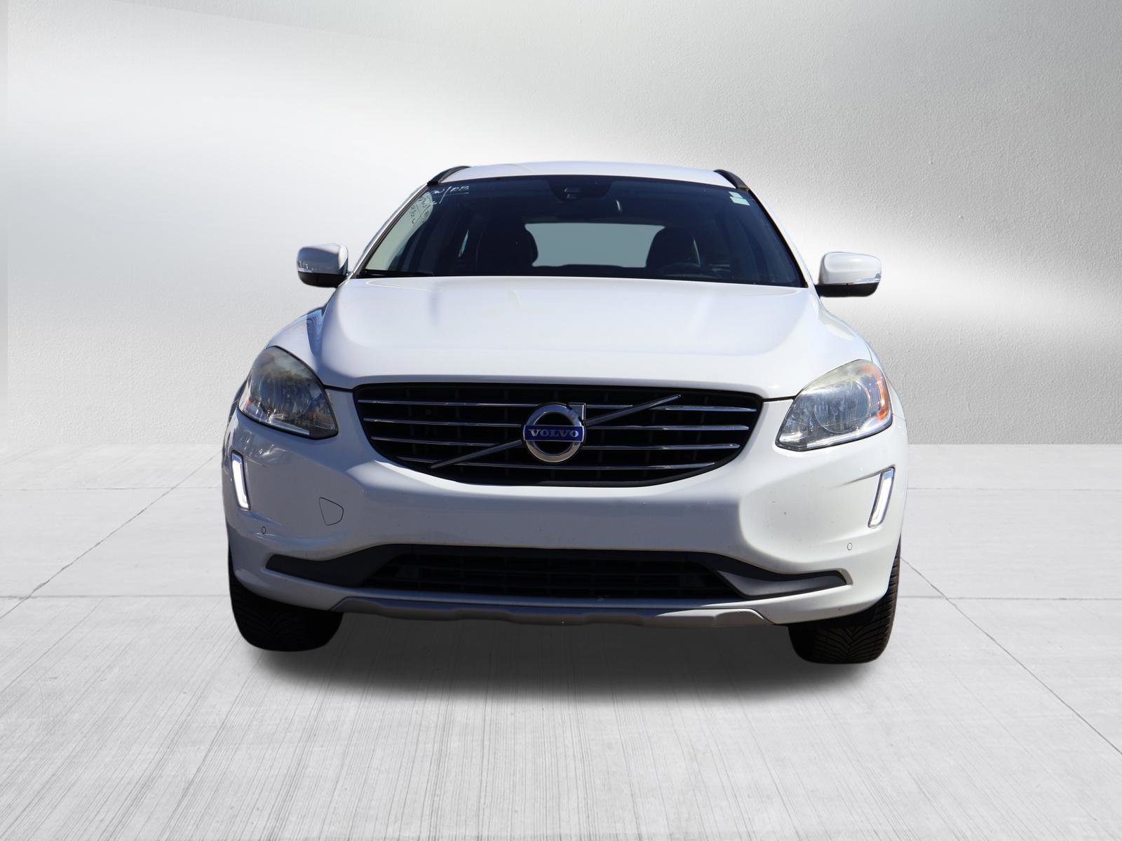 Used 2016 Volvo XC60 T5 with VIN YV440MDJ0G2848936 for sale in Kansas City