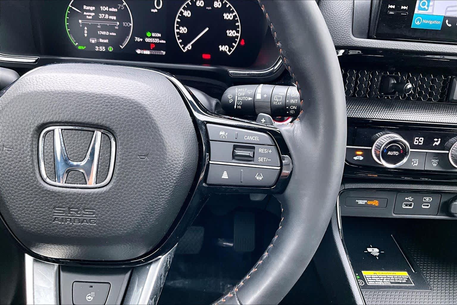 Used 2025 Platinum White Pearl Honda Sport Touring image 25