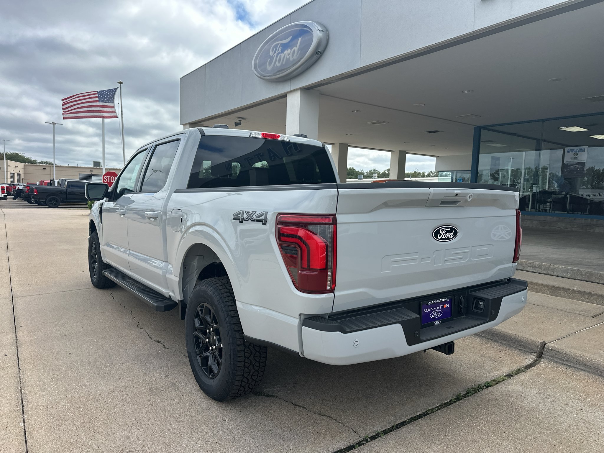 New 2026 Avalanche Ford Lariat® image 12