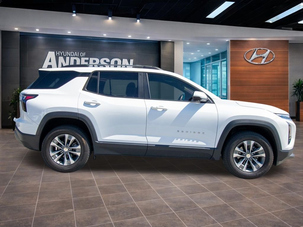 2025 Chevrolet Equinox LT - Photo 16
