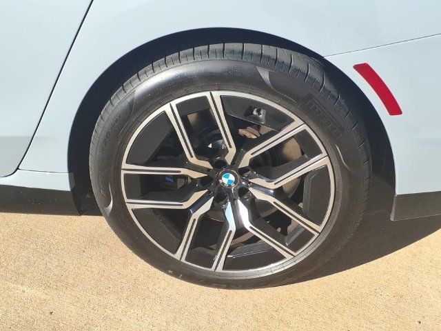 Used 2023 Gray BMW i xDrive image 31